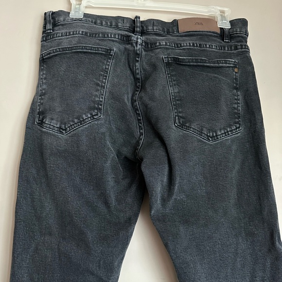 ZARA Men’s Jeans in Black - Picture 3 of 7
